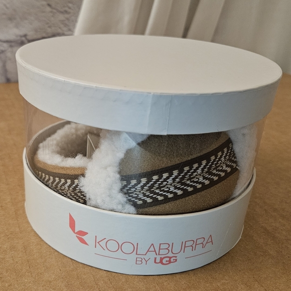 Koolaburra by UGG Earmuffs - Picture 2 of 9